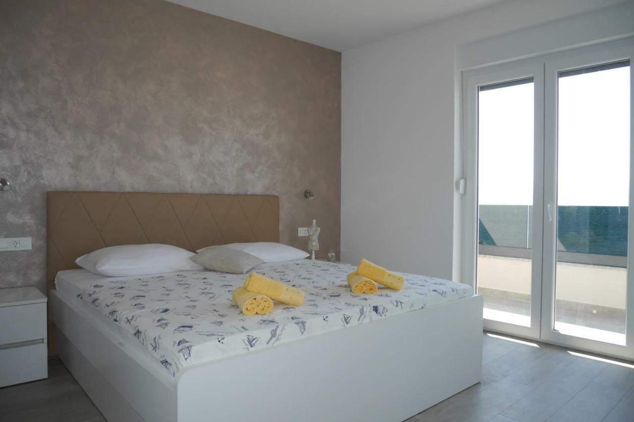 Luxury Apartments Beach Jesenice  Exterior foto