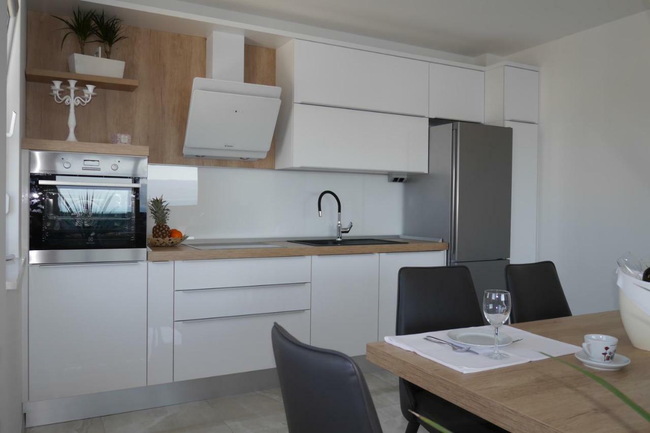 Luxury Apartments Beach Jesenice  Exterior foto